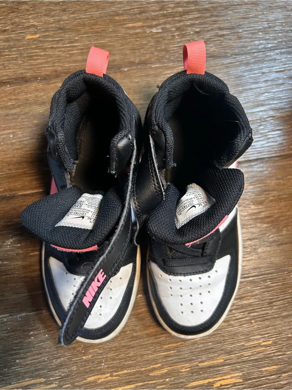 Nike kids court  Burough mid 2 size 12.5 unisex